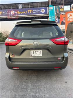 Toyota Sienna
